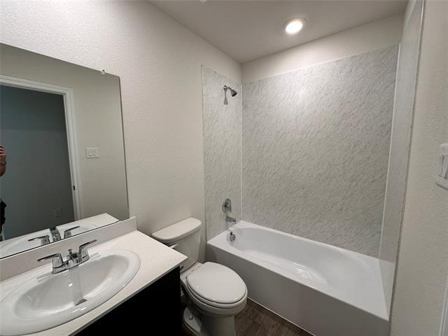 Building Photo - 3015 Serenity Ln