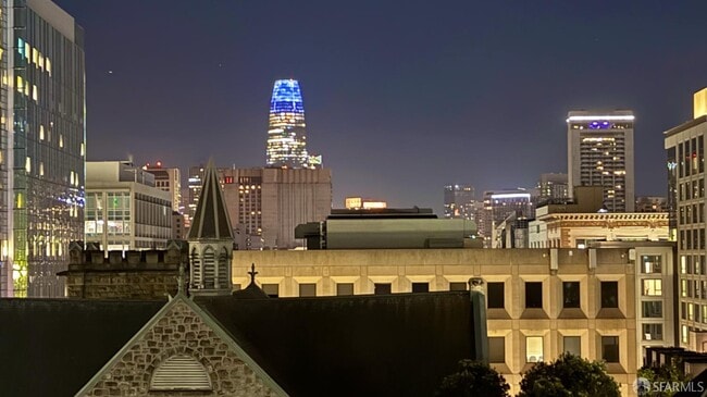 Building Photo - 1200 Gough St