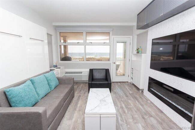 Building Photo - 250 Shore Rd