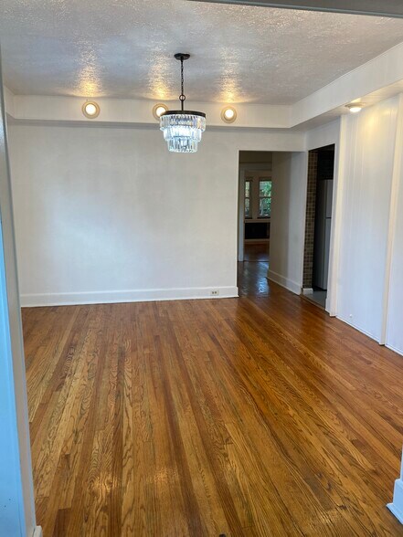 Building Photo - 2277 Shady Ave