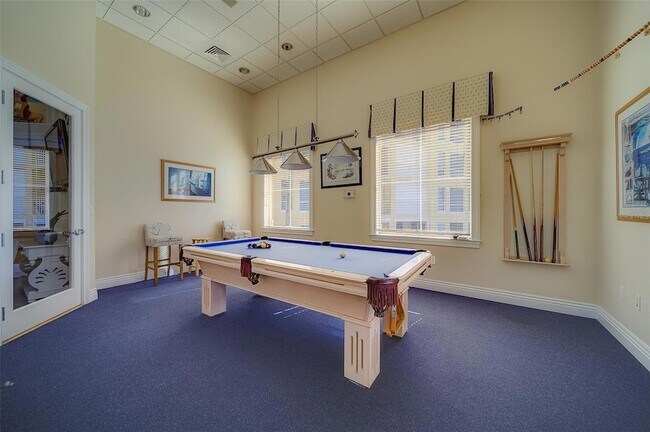 Building Photo - 16450 Gulf Blvd