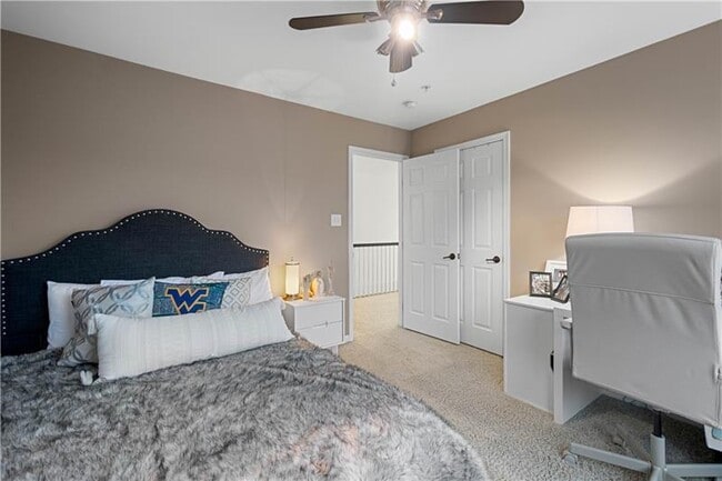 Building Photo - 294 Maple Ridge Dr