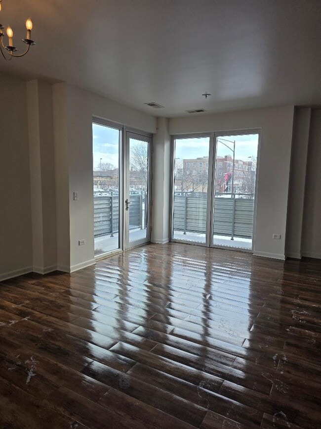 Building Photo - 3522 S State St