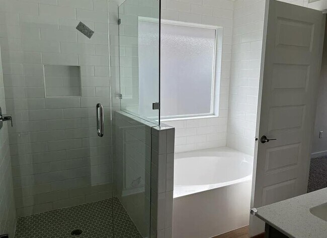 Building Photo - 1937 Ruger Pass