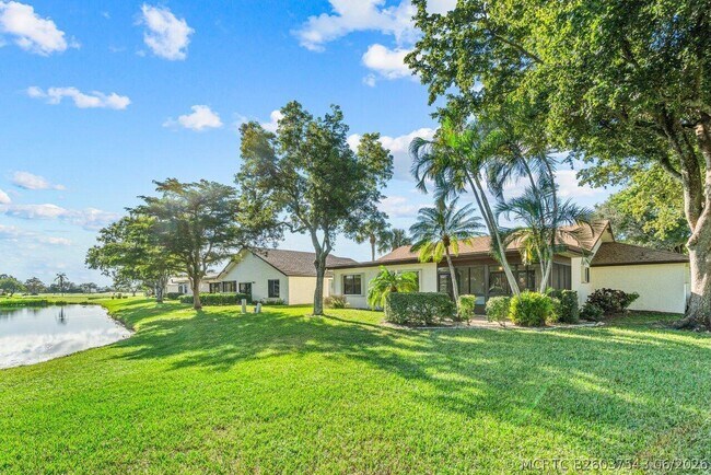 Building Photo - 5605 Forest Oaks Terrace