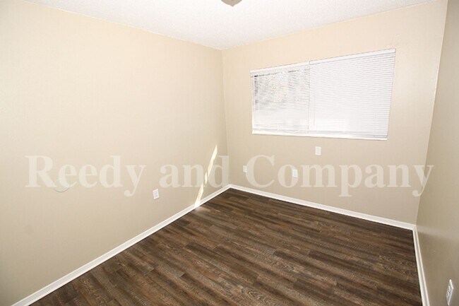 Building Photo - 5158 Breckenwood Dr
