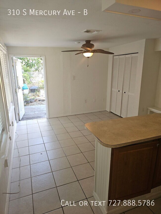 Building Photo - 310 S Mercury Ave