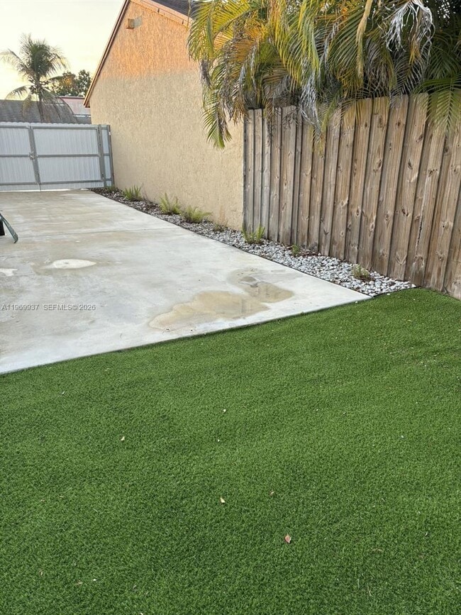 Building Photo - 19259 SW 118th Pl