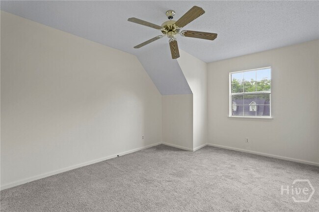 Building Photo - 156 Laurel Green Ct