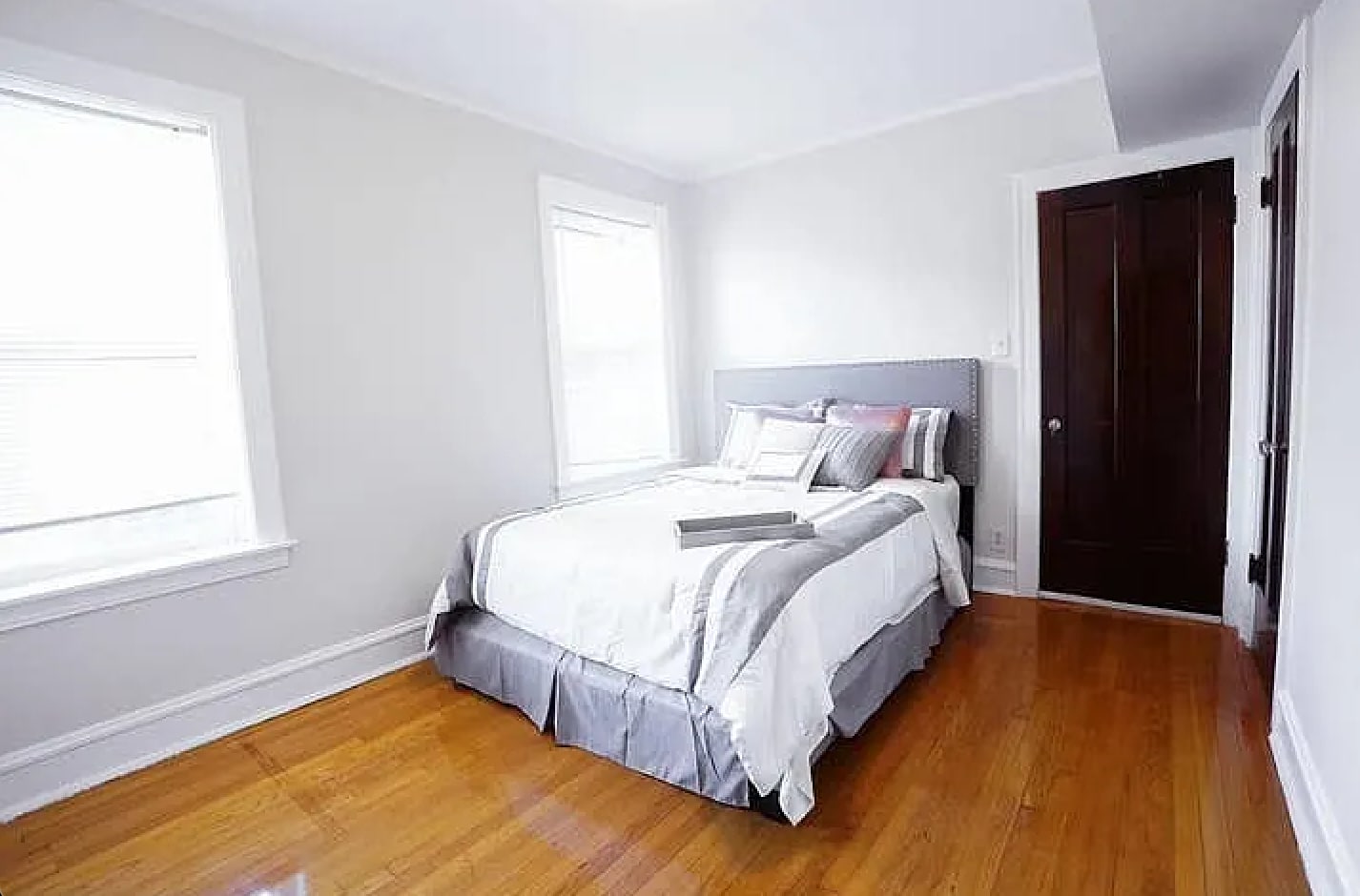 Building Photo - 6444 N Washtenaw Ave