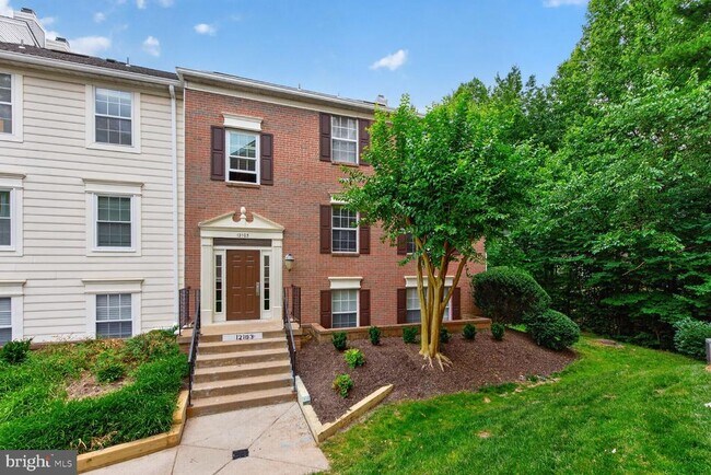 Building Photo - 12103 Green Ledge Ct