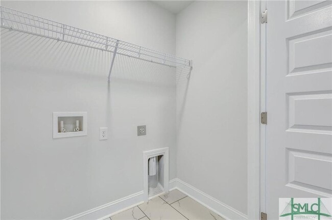 Building Photo - 522 Gov Treutlen Cir