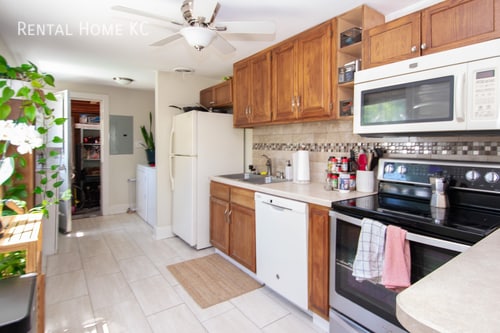 Building Photo - 7538 Santa Fe Dr