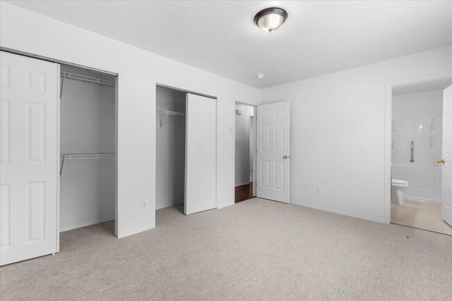 Building Photo - 6648 W Legacy Dr