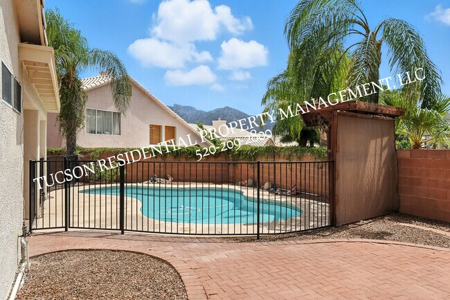 Building Photo - 11399 Silver Pheasant Loop