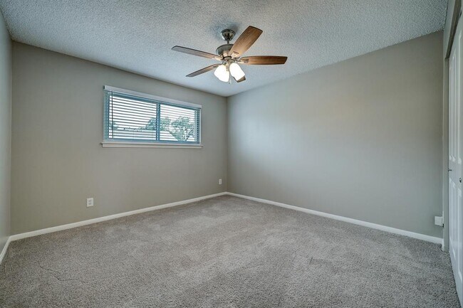 Building Photo - 10306 Hammerly Blvd