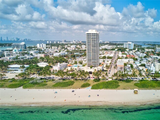 Building Photo - 7330 Ocean Terrace