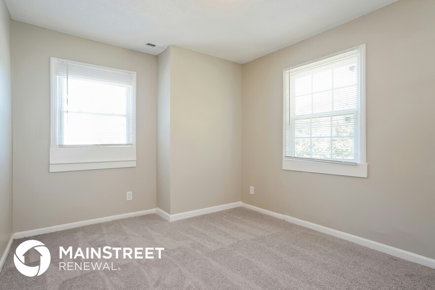 Building Photo - 1022 Bacon St