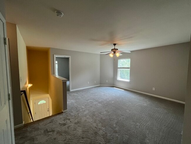 Building Photo - 15113 Oldcorn Ln