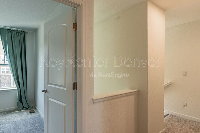 Building Photo - 5415 W 97th Ave