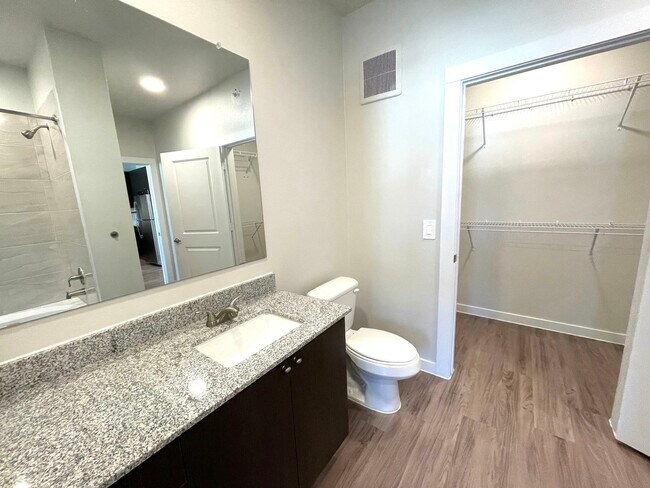 Building Photo - 5901 Co Rd 277