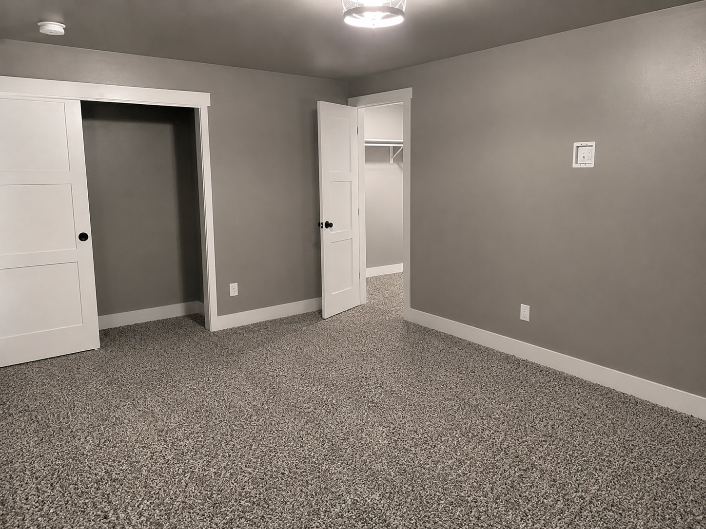 Building Photo - 1625 W Burton Dr