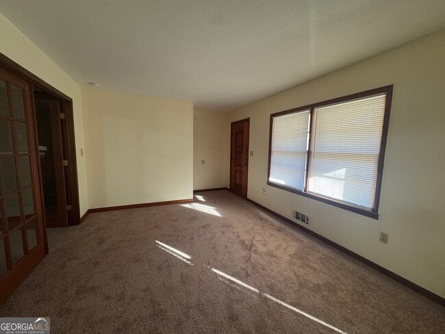 Building Photo - 17 Bunny Hop Trail