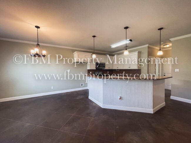 Building Photo - 307 Centennial Ave