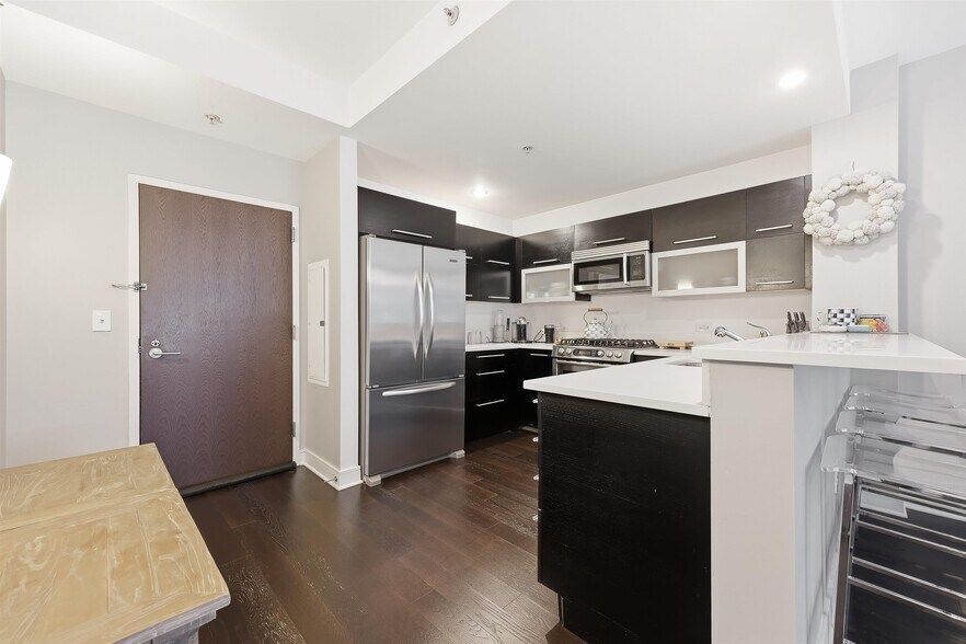 Building Photo - 1450 Washington St