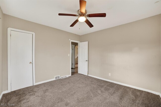 Building Photo - 17208 Lipton Ave