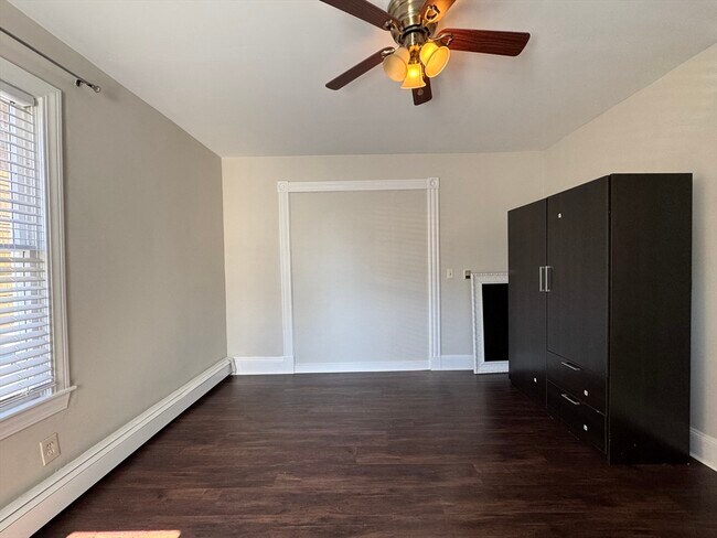 Building Photo - 69 Cleveland Ave