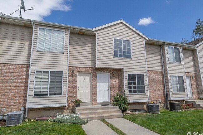 Building Photo - Updated 3 Bed Condo in Central American Fork!