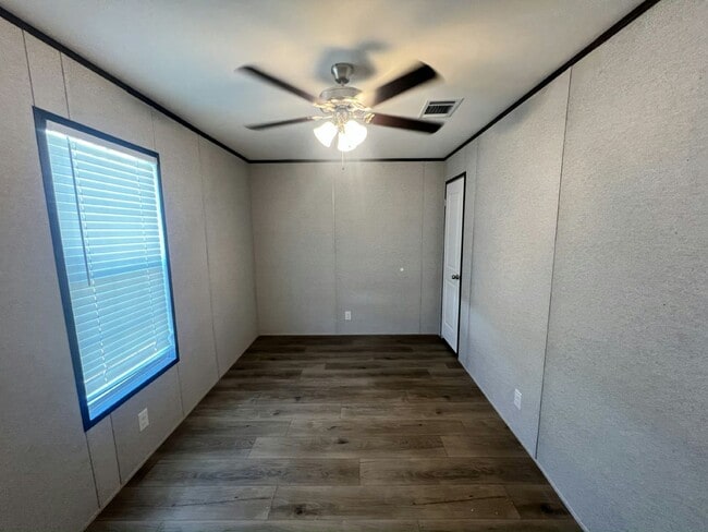 Building Photo - 21 Park Pl