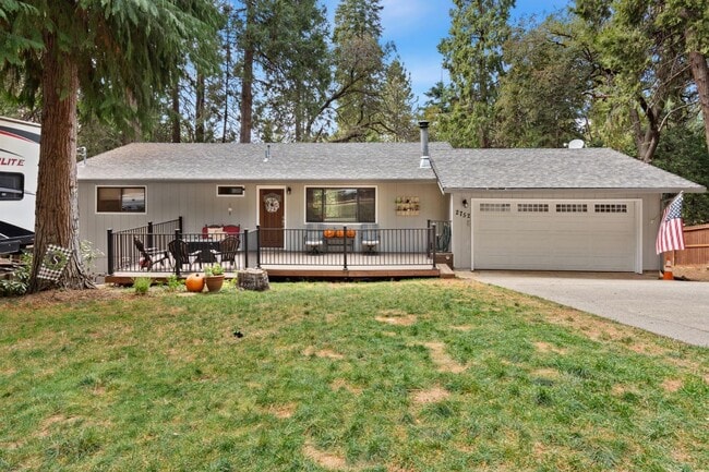Building Photo - 2752 Douglas Fir Dr