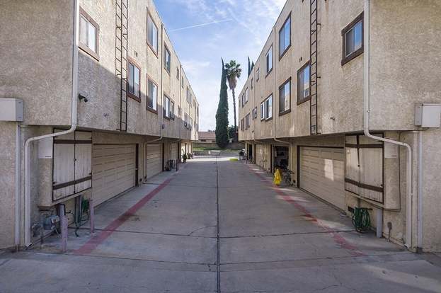 Building Photo - 13444 Tracy St
