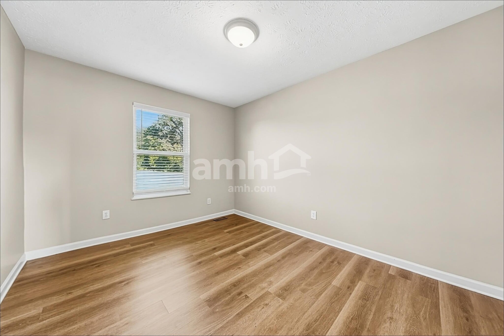 Building Photo - 8412 Celestial Cir