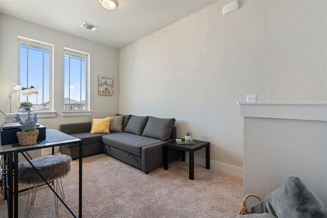 Building Photo - 8419 Laughlin Ln