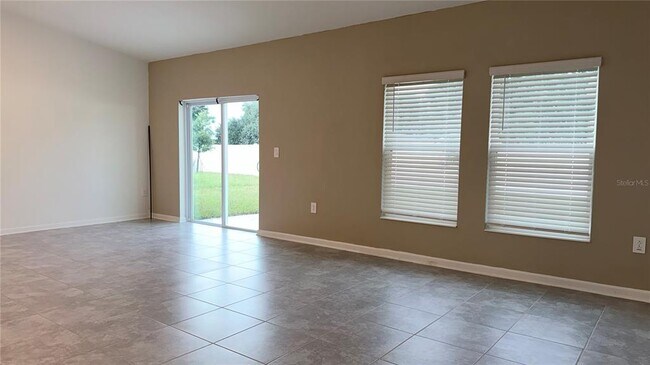 Building Photo - 1129 Deepwater Cir