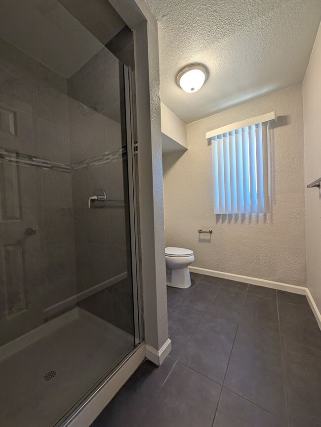 Building Photo - 2 BEDROOM APARTMENT IN DOWNTOWN LAS VEGAS