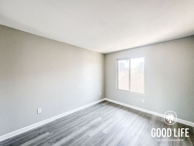Building Photo - 6813 Parkside Ave