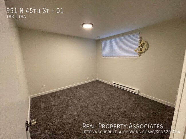 Building Photo - 951 N 45th St