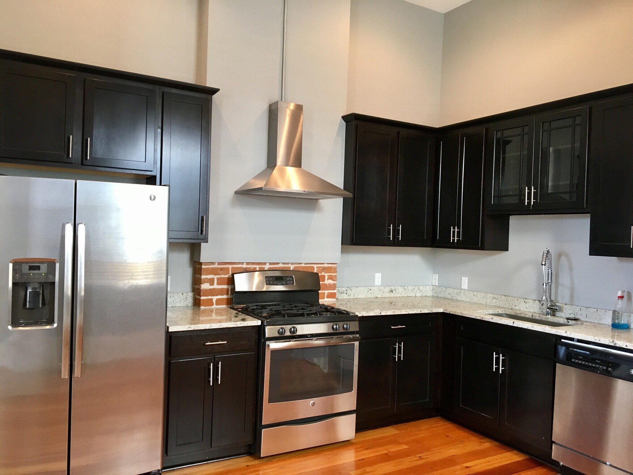 Kitchen - 624 1st St