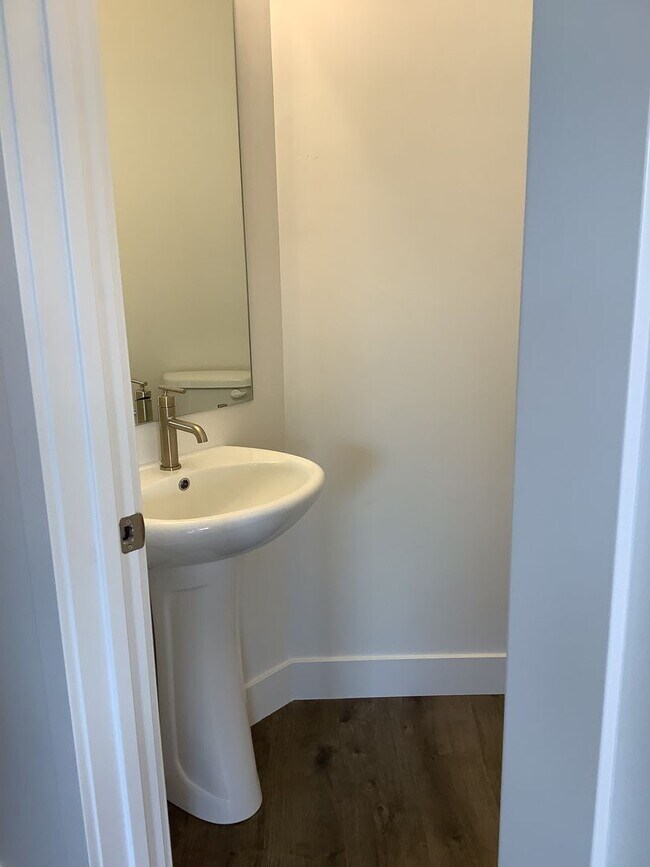 Building Photo - New Construction Townhome Located in Prime...