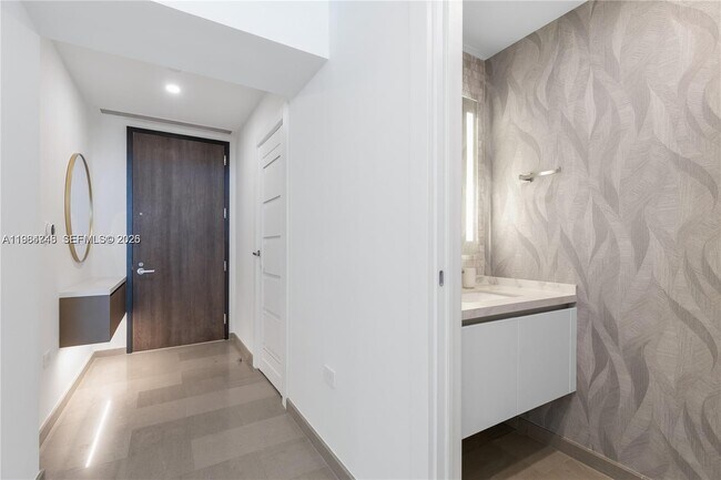 Building Photo - 88 SW 7th St