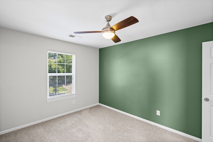 Building Photo - 3637 NW 85th St
