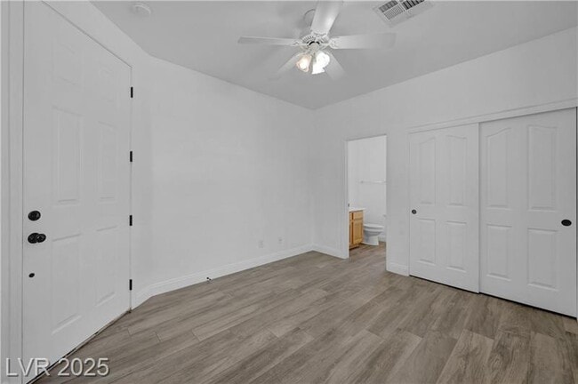 Building Photo - 1135 Hidden Mist St