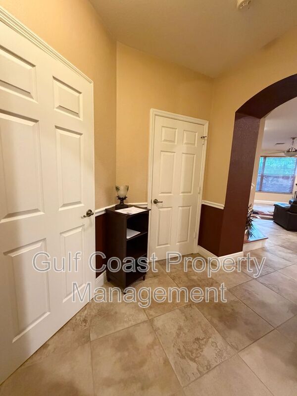 Building Photo - 17560 Brickstone Loop