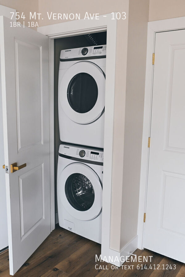 Building Photo - 754 Mt Vernon Ave