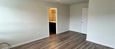 Building Photo - 221 Koontz Lp