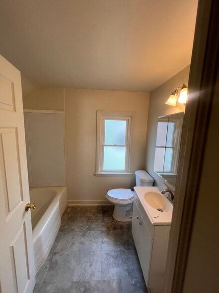 Unit-2: Full bathroom - 7543 Paige Ave